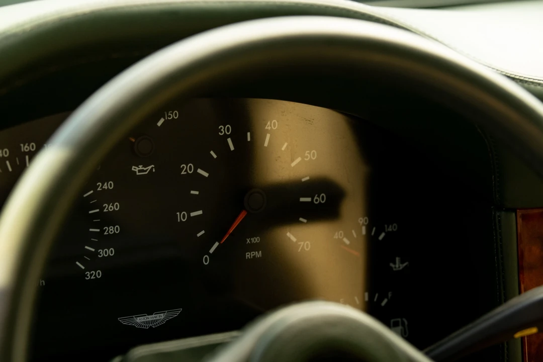 1991 Aston Martin Virage - Image 26 of 31