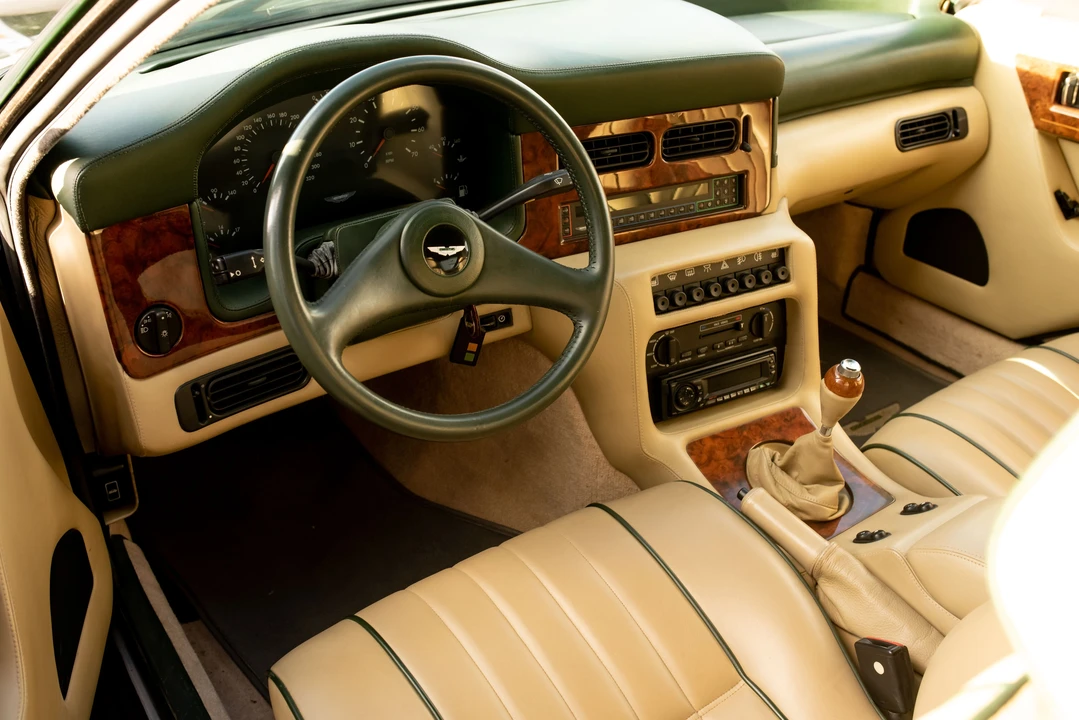 1991 Aston Martin Virage - Image 8 of 31