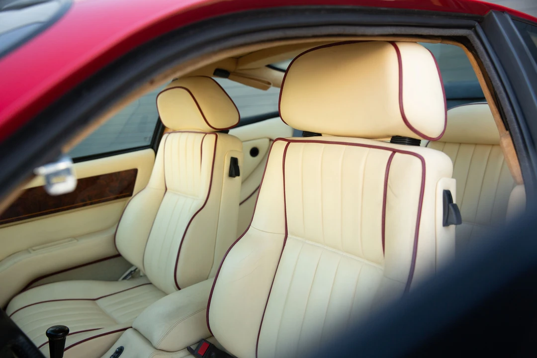 1991 Aston Martin Virage - Image 17 of 31