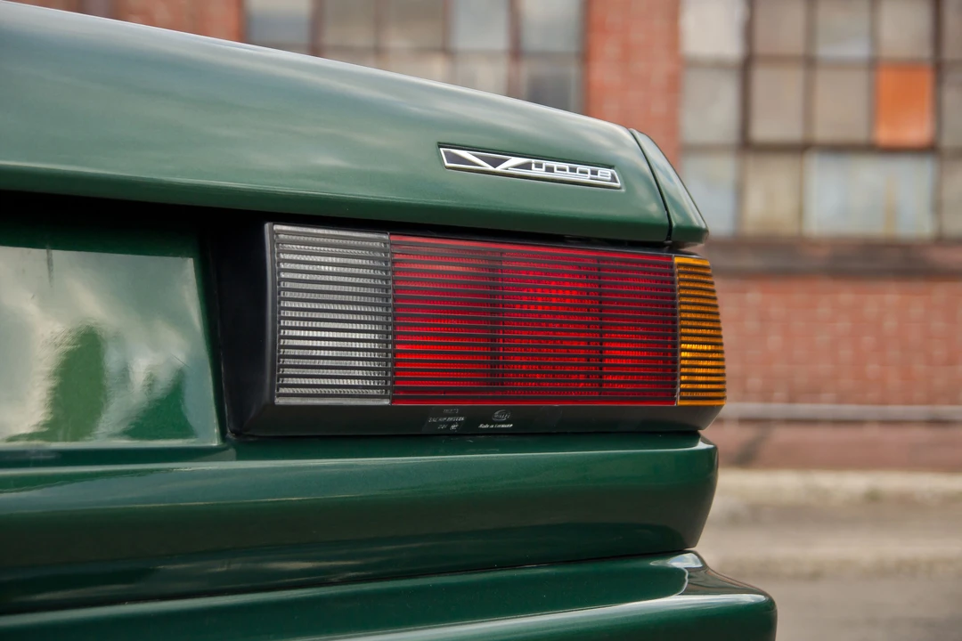 1991 Aston Martin Virage - Image 8 of 16