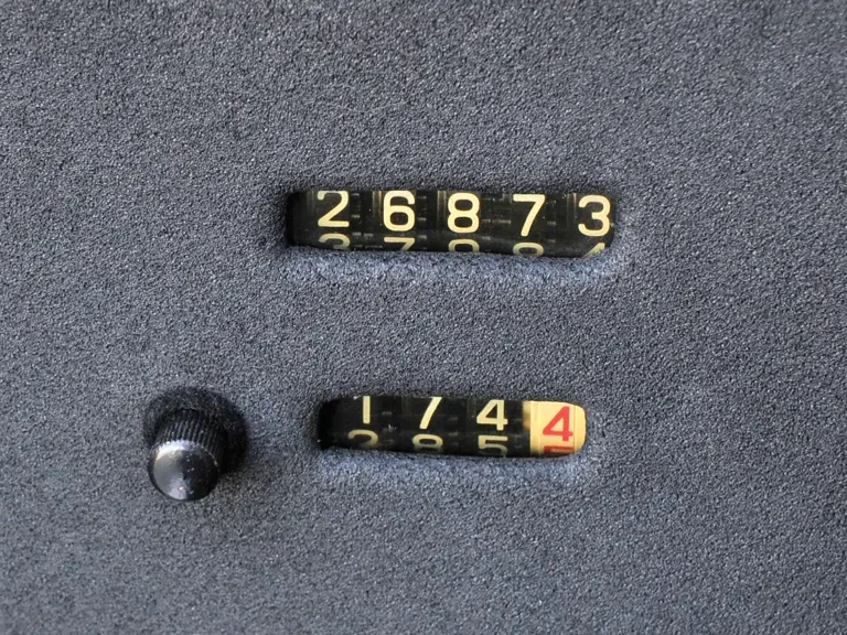 1991 Aston Martin Virage - Image 14 of 27