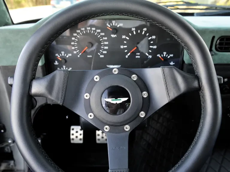 1991 Aston Martin Virage - Image 13 of 27
