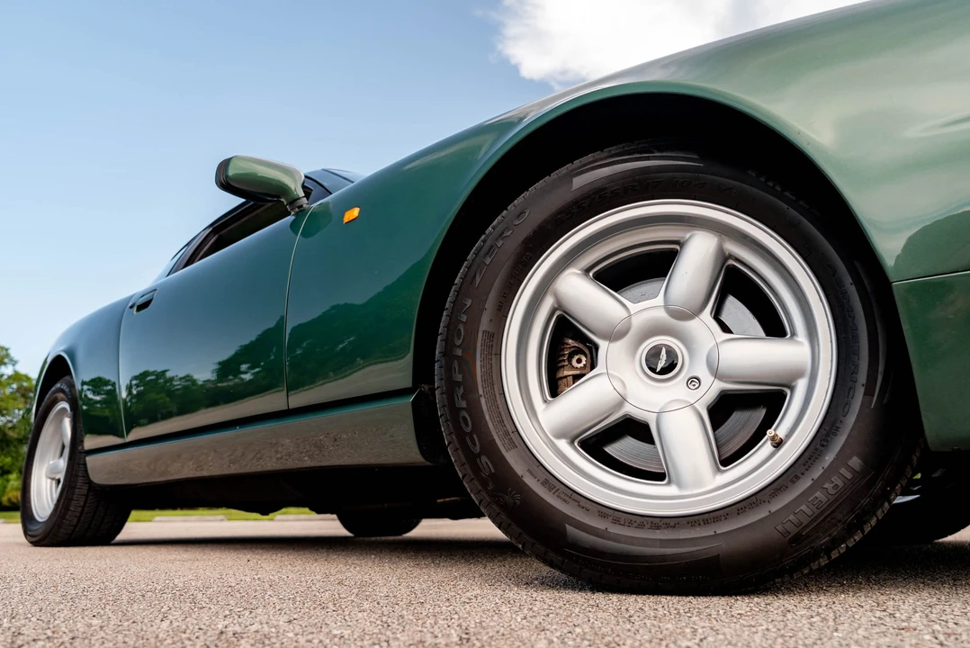 1991 Aston Martin Virage - Image 30 of 31