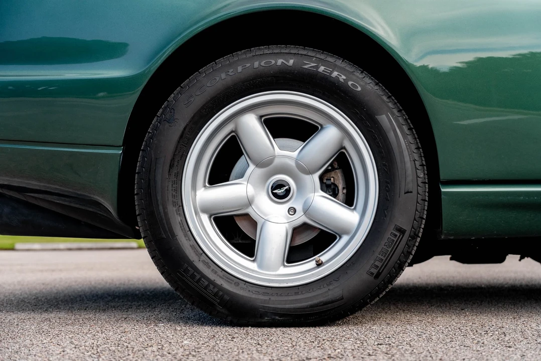1991 Aston Martin Virage - Image 31 of 31