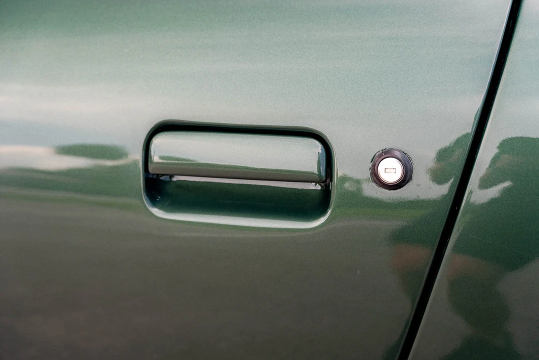 1991 Aston Martin Virage - Image 16 of 31