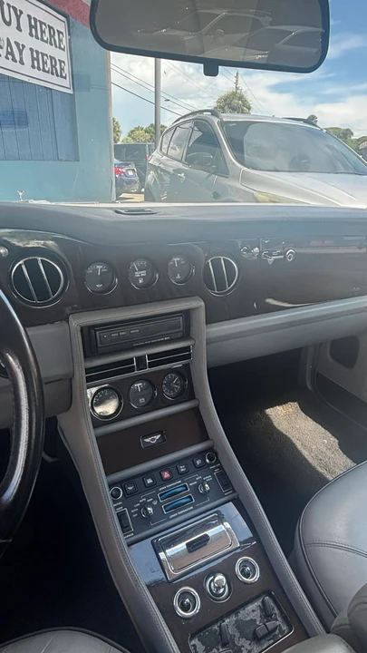 1991 Bentley Mulsanne 1st Gen - Image 25 of 30