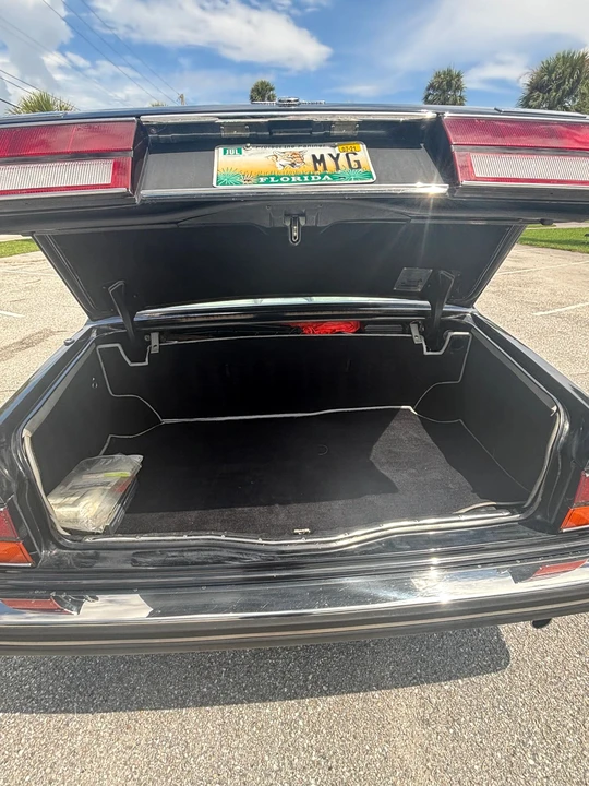 1991 Bentley Mulsanne 1st Gen - Image 29 of 30