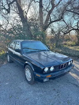 1991 BMW 318i Sedan