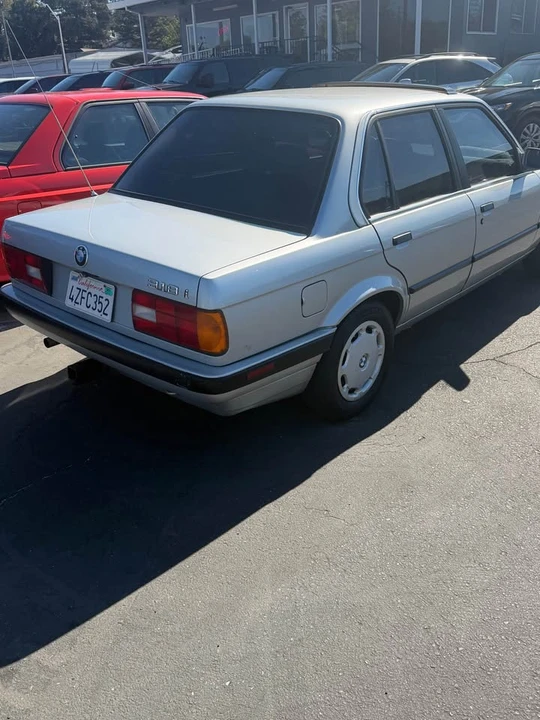 1991 BMW E30 3 Series - Image 9 of 12