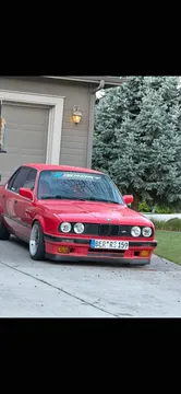 1991 BMW 3 Series 318i Sedan