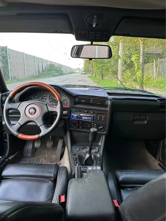 1991 BMW E30 3 Series - Image 9 of 17