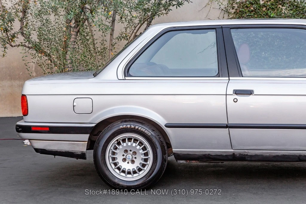 1991 BMW E30 3 Series - Image 11 of 12