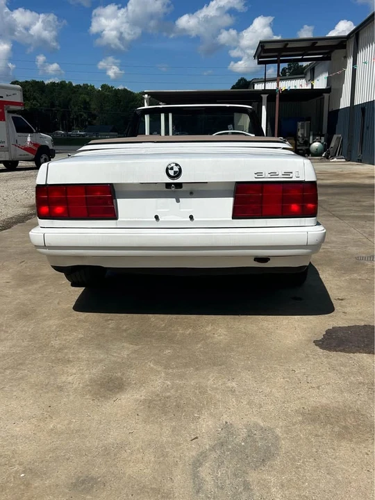 1991 BMW E30 3 Series - Image 3 of 9