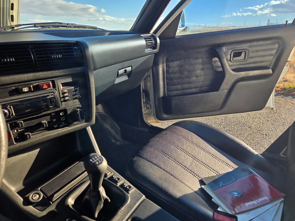 1991 BMW E30 3 Series - Image 11 of 21