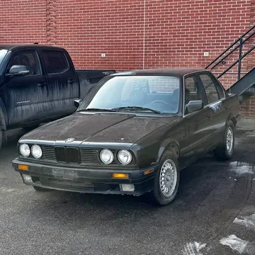 1991 BMW 318i Sedan