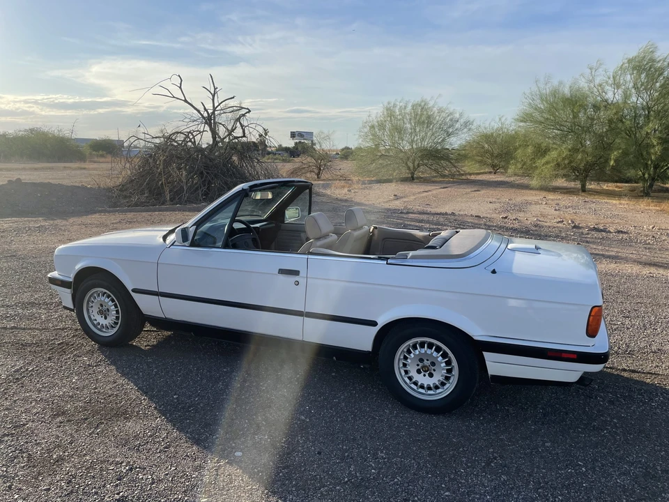 1991 BMW E30 3 Series - Image 9 of 31