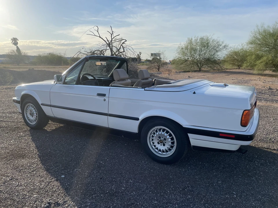 1991 BMW E30 3 Series - Image 10 of 31