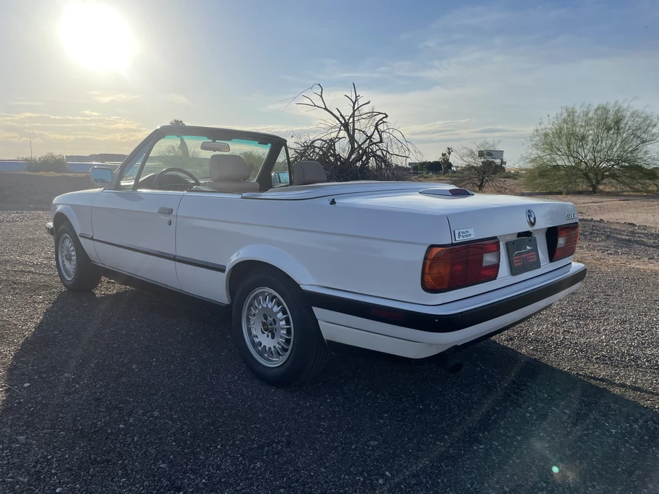 1991 BMW E30 3 Series - Image 11 of 31