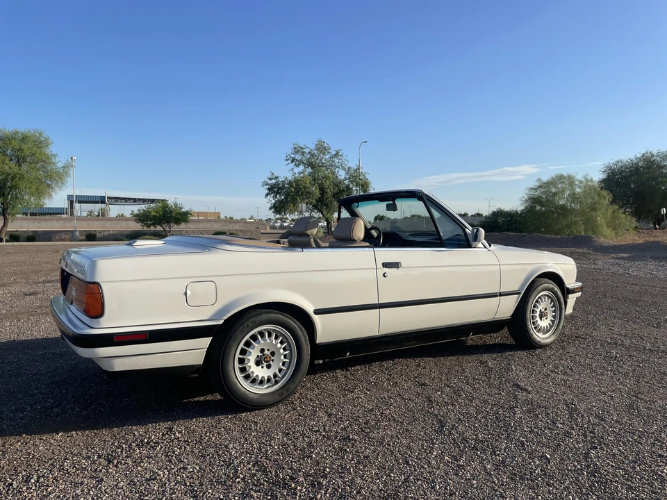 1991 BMW E30 3 Series - Image 16 of 31