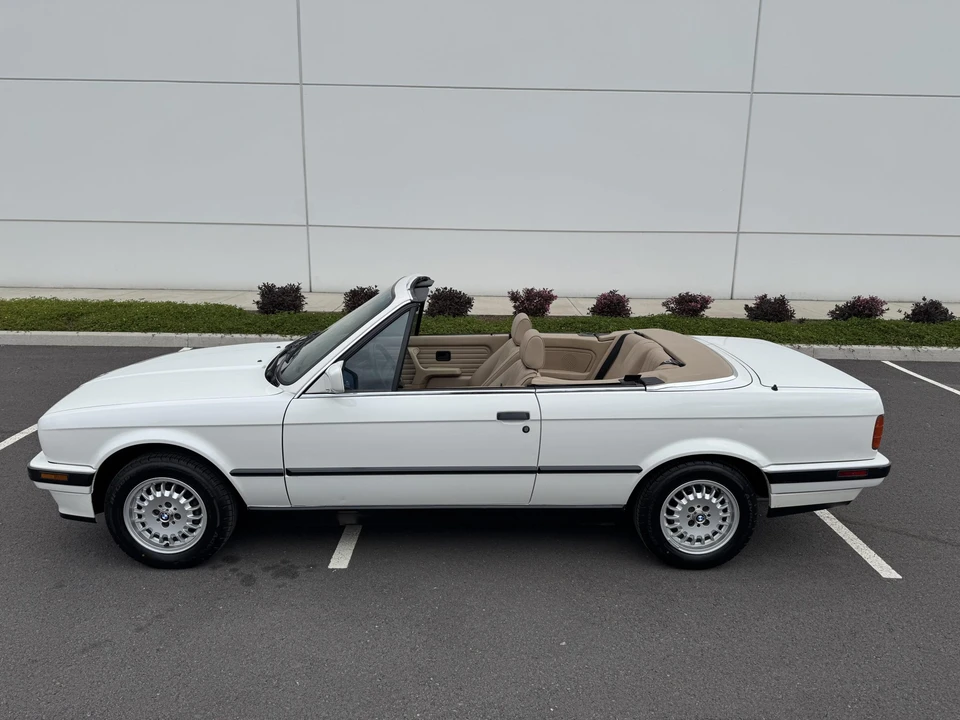 1991 BMW E30 3 Series - Image 11 of 31