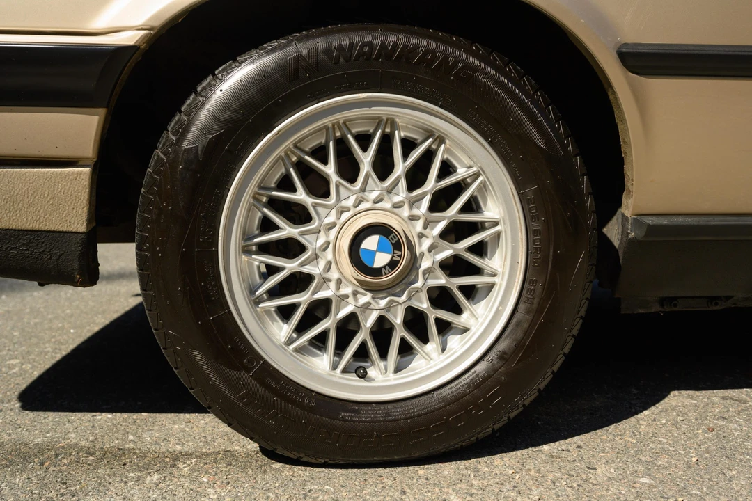 1991 BMW E30 3 Series - Image 28 of 31