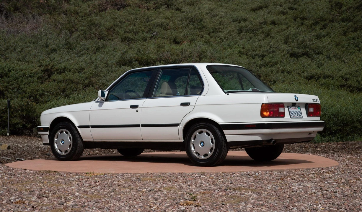 1991 BMW E30 3 Series - Image 7 of 31
