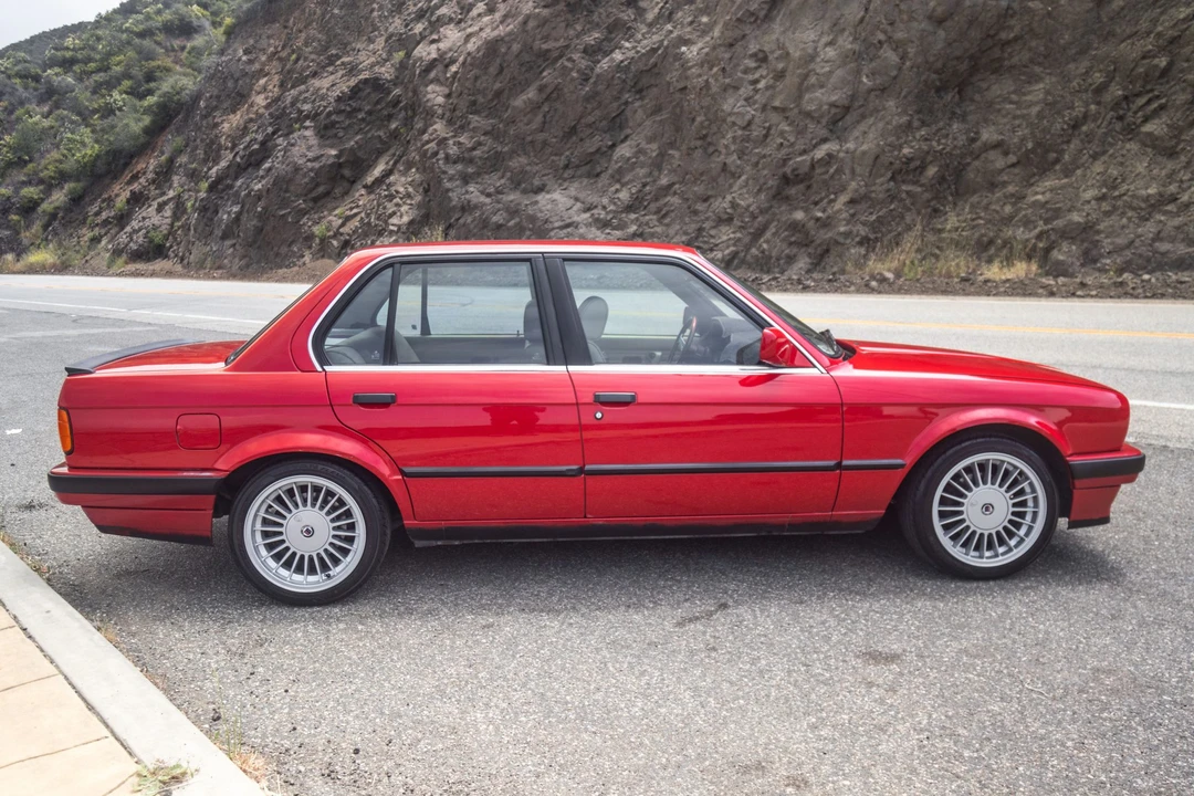 1991 BMW E30 3 Series - Image 9 of 31