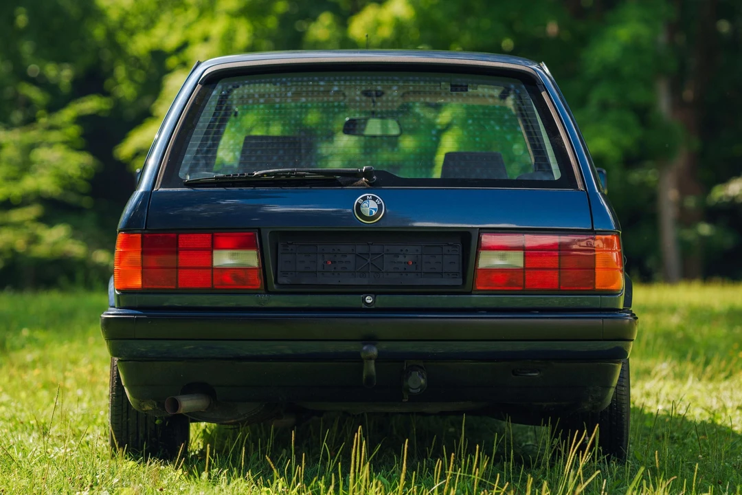 1991 BMW E30 3 Series - Image 5 of 31
