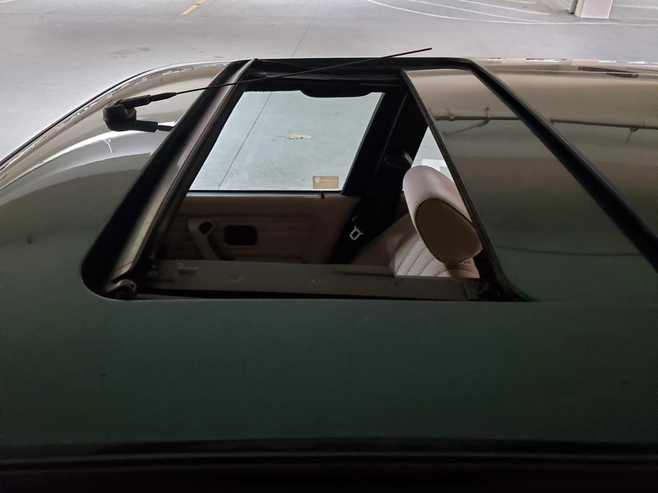 1991 BMW E30 3 Series - Image 29 of 31