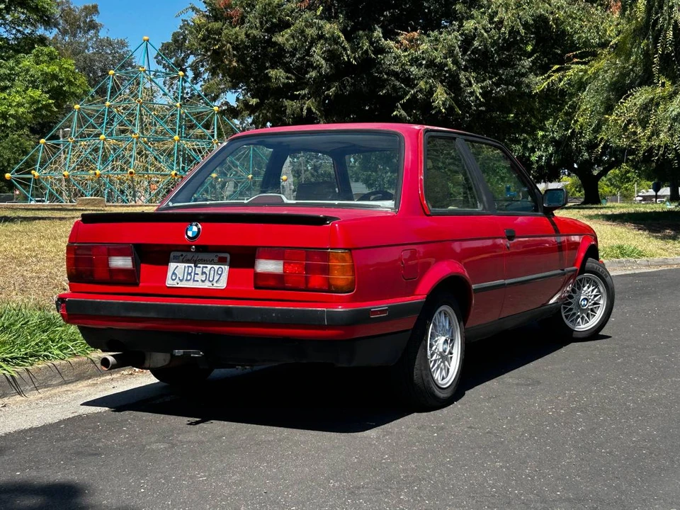 1991 BMW E30 3 Series - Image 6 of 24