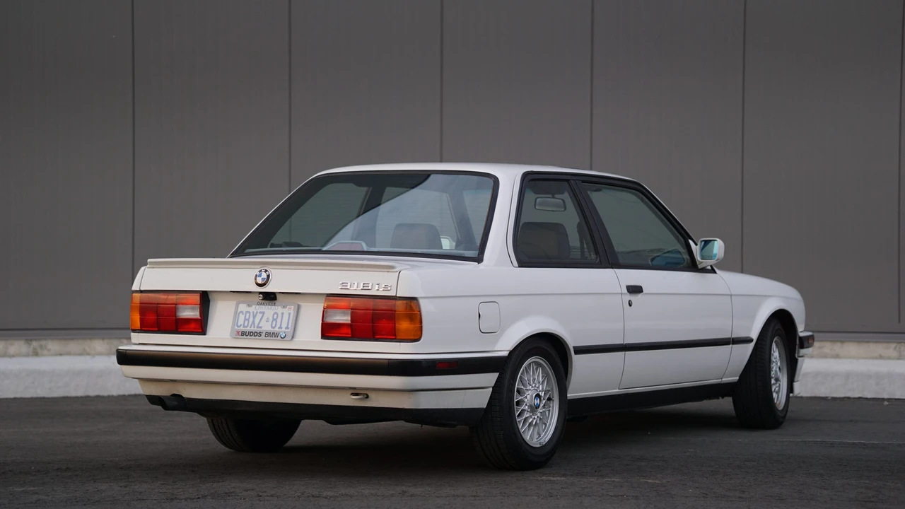 1991 BMW E30 3 Series - Image 19 of 31
