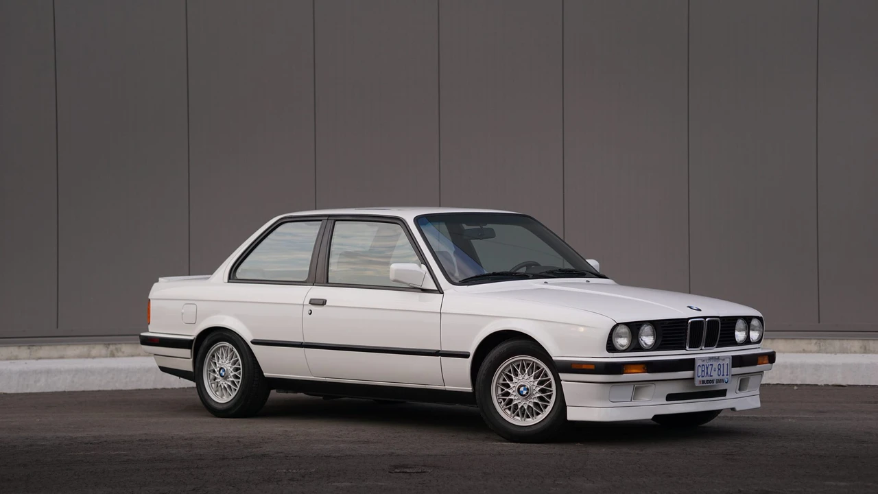 1991 BMW E30 3 Series - Image 13 of 31