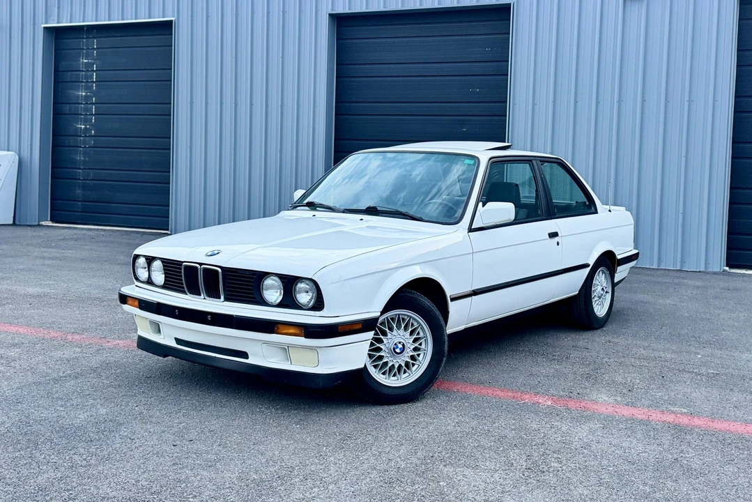 1991 BMW E30 3 Series - Image 4 of 31