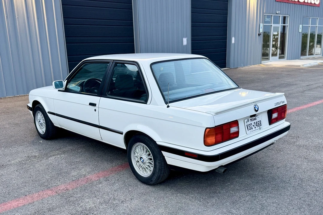 1991 BMW E30 3 Series - Image 12 of 31