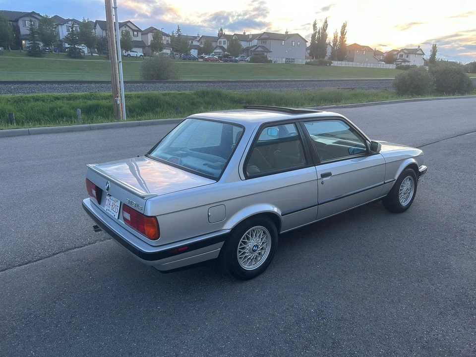 1991 BMW E30 3 Series - Image 26 of 31