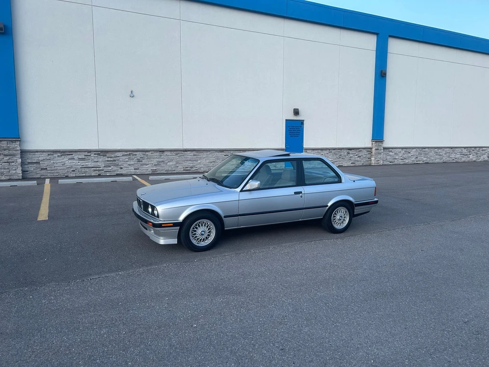 1991 BMW E30 3 Series - Image 14 of 31