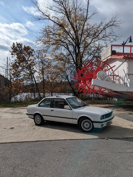 1991 BMW E30 3 Series - Image 3 of 31