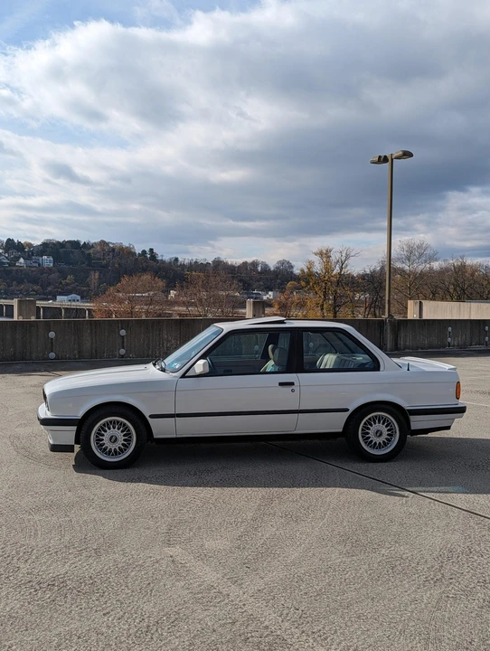 1991 BMW E30 3 Series - Image 18 of 31