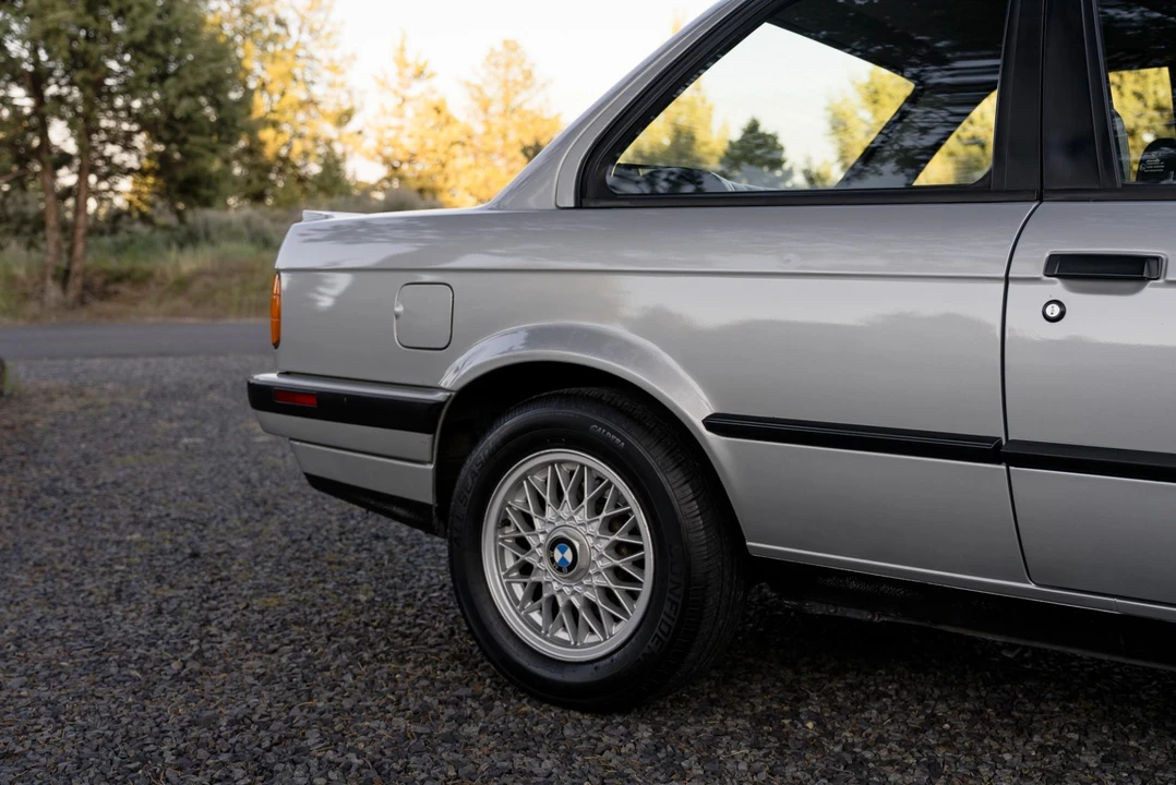 1991 BMW E30 3 Series - Image 23 of 31