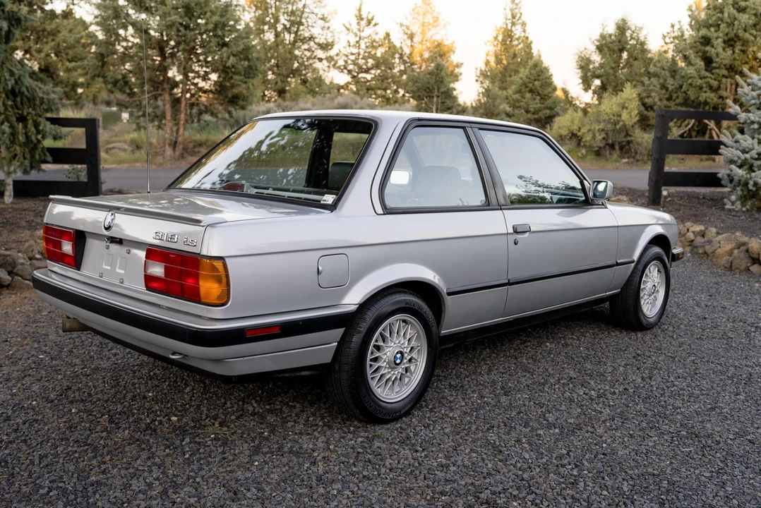 1991 BMW E30 3 Series - Image 10 of 31