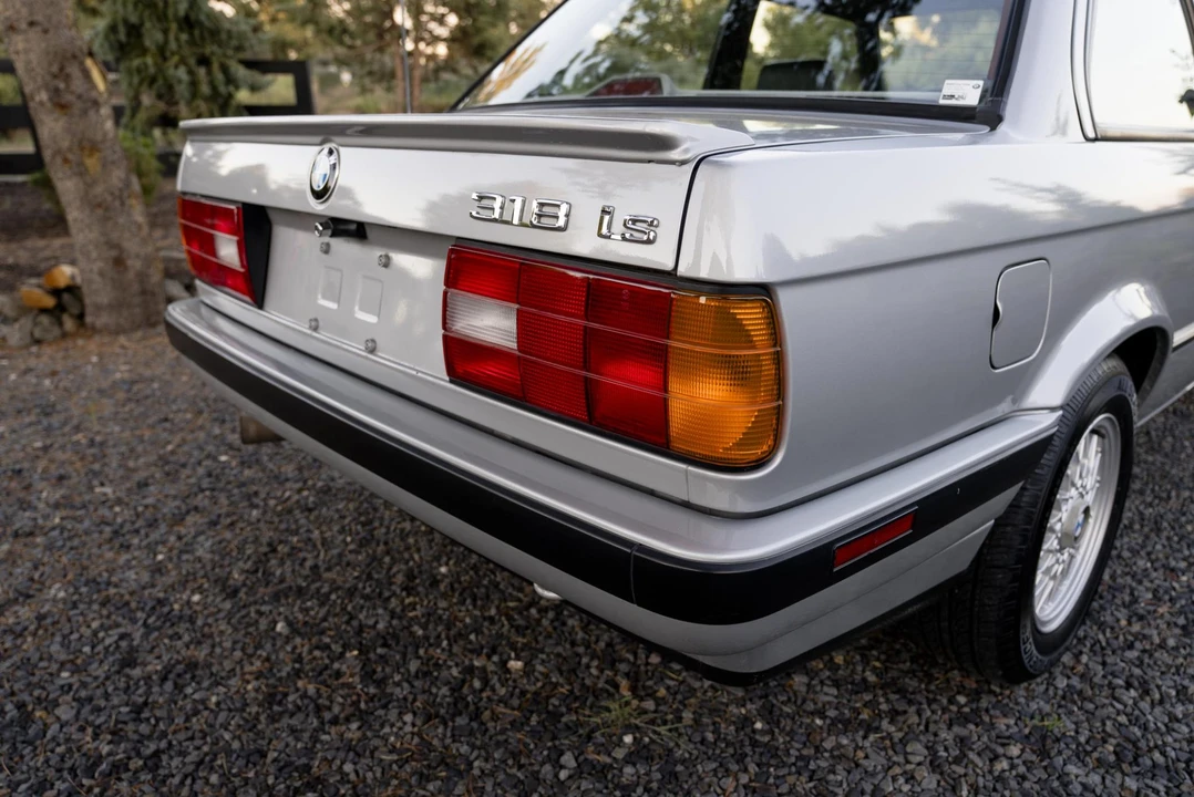 1991 BMW E30 3 Series - Image 27 of 31