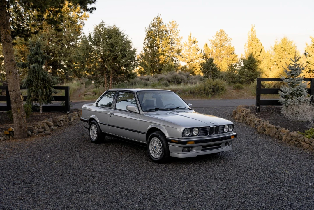 1991 BMW E30 3 Series - Image 5 of 31