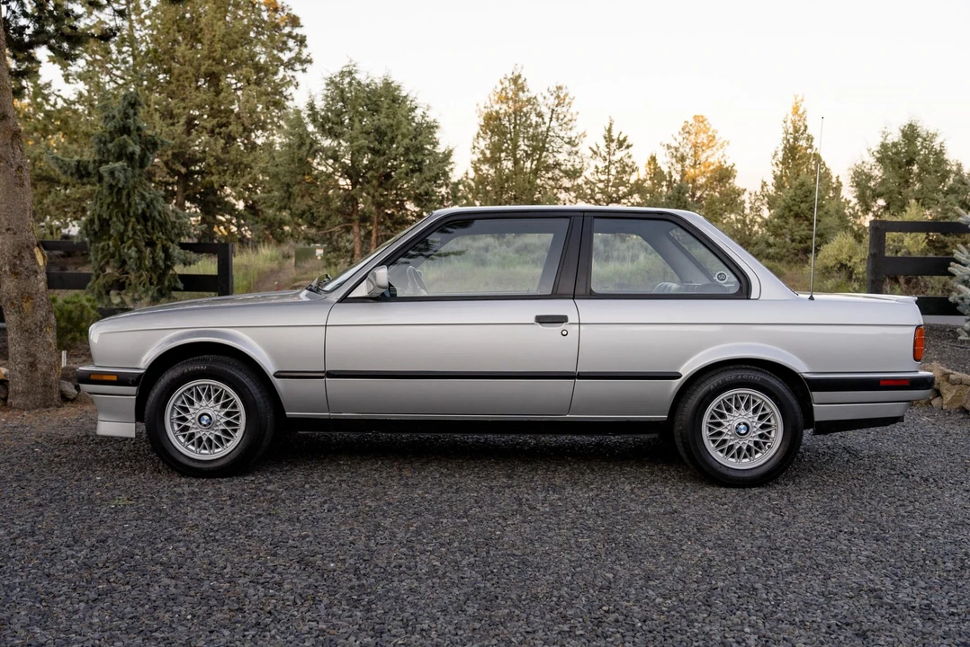 1991 BMW E30 3 Series - Image 17 of 31