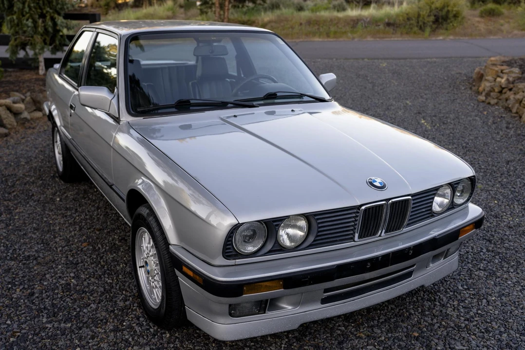 1991 BMW E30 3 Series - Image 4 of 31