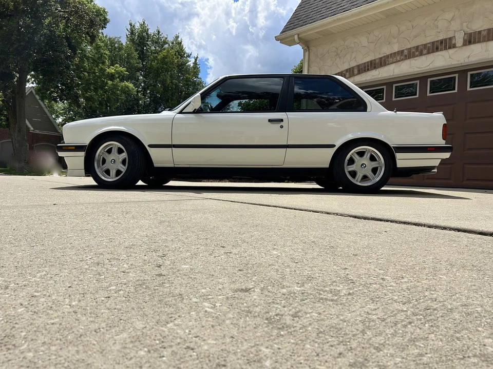 1991 BMW E30 3 Series - Image 19 of 31