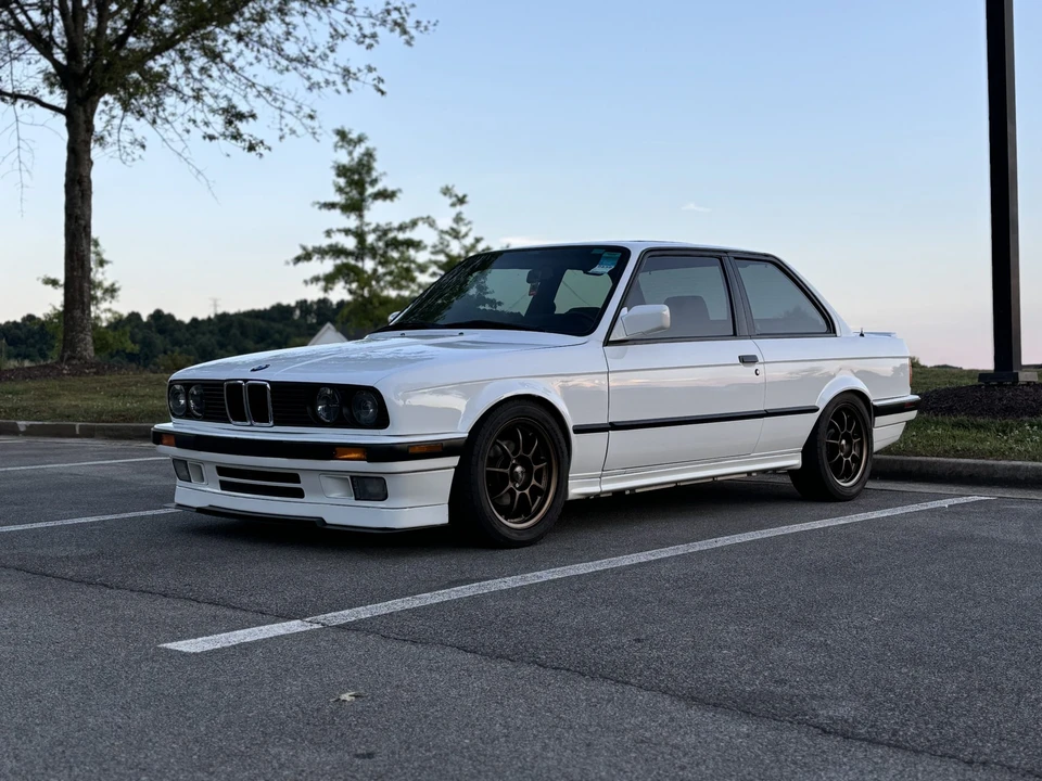 1991 BMW E30 3 Series - Image 2 of 31