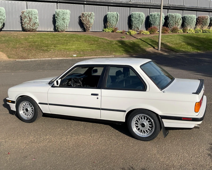1991 BMW E30 3 Series - Image 13 of 31