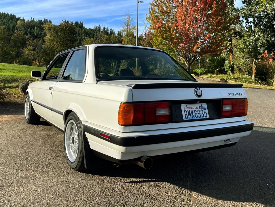1991 BMW E30 3 Series - Image 7 of 31