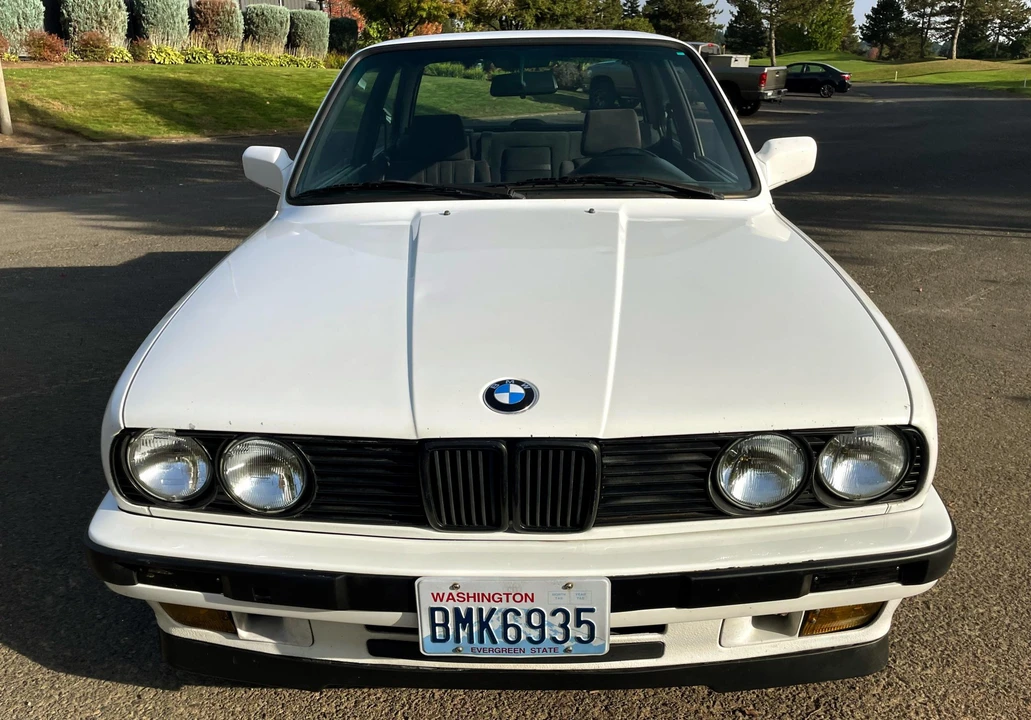 1991 BMW E30 3 Series - Image 2 of 31