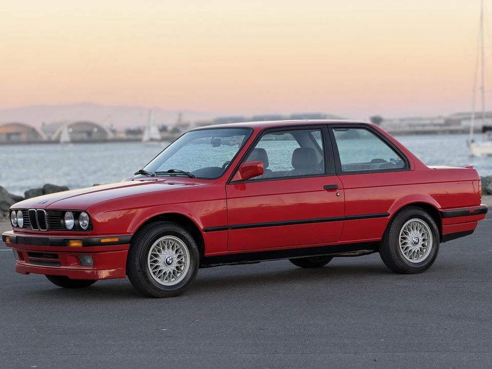 1991 BMW E30 3 Series - Image 2 of 31